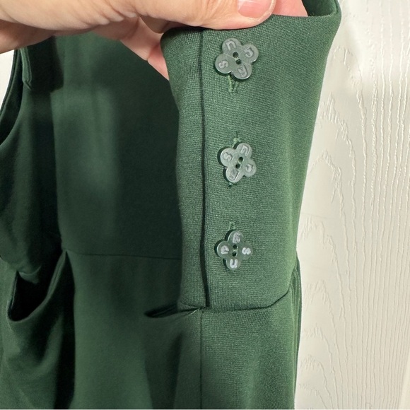 Snag overalls, green knit, size "G" (20-22), stretchy, pockets, spring - Picture 10 of 13